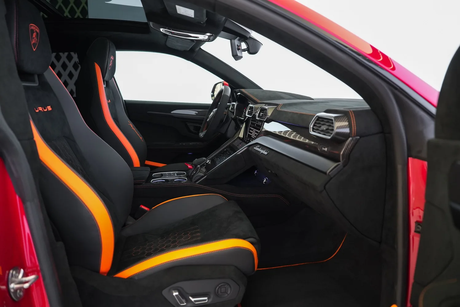 2023 Lamborghini Urus Performante, 16/18