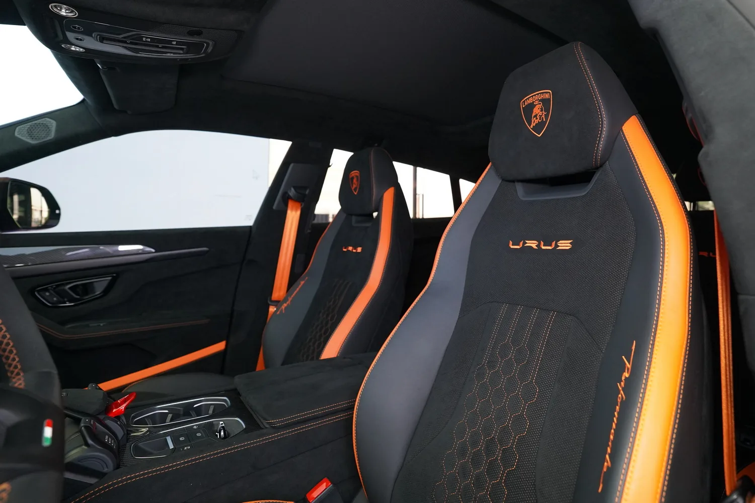 2023 Lamborghini Urus Performante, 8/20
