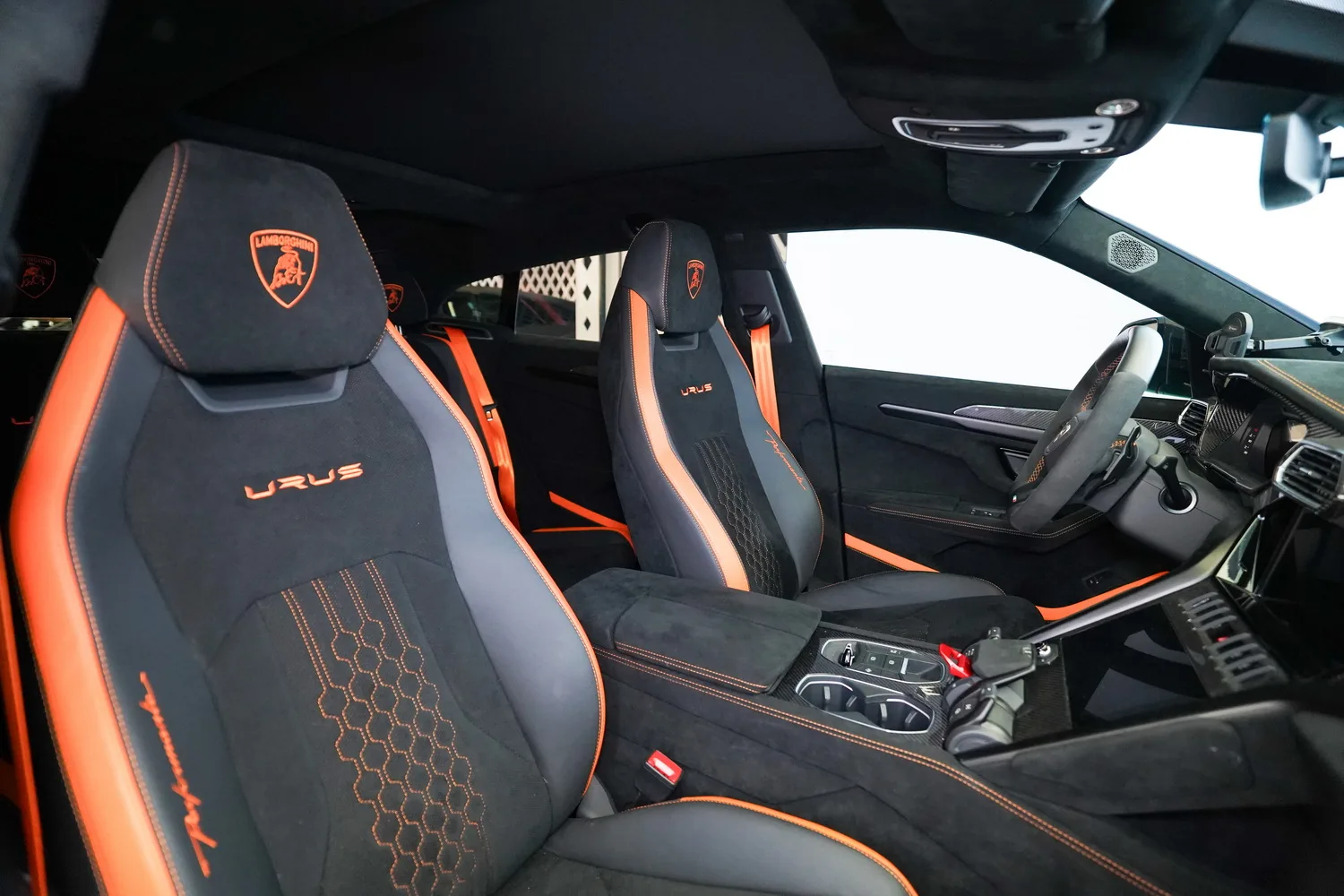 2023 Lamborghini Urus Performante, 18/20