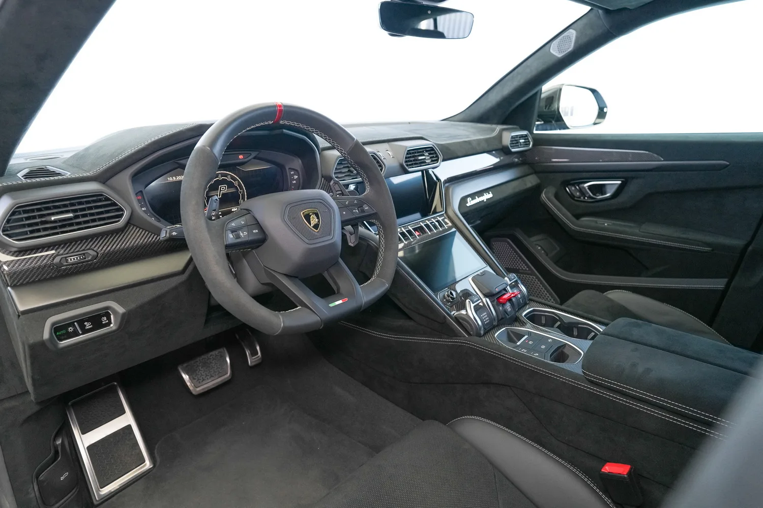 2023 Lamborghini Urus Performante, 2/20