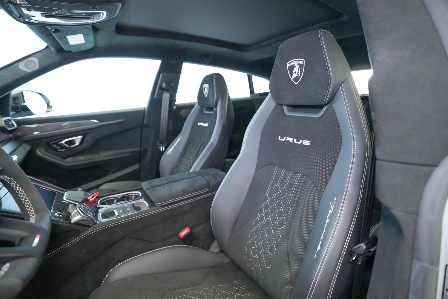 2023 Lamborghini Urus Performante, 5/20