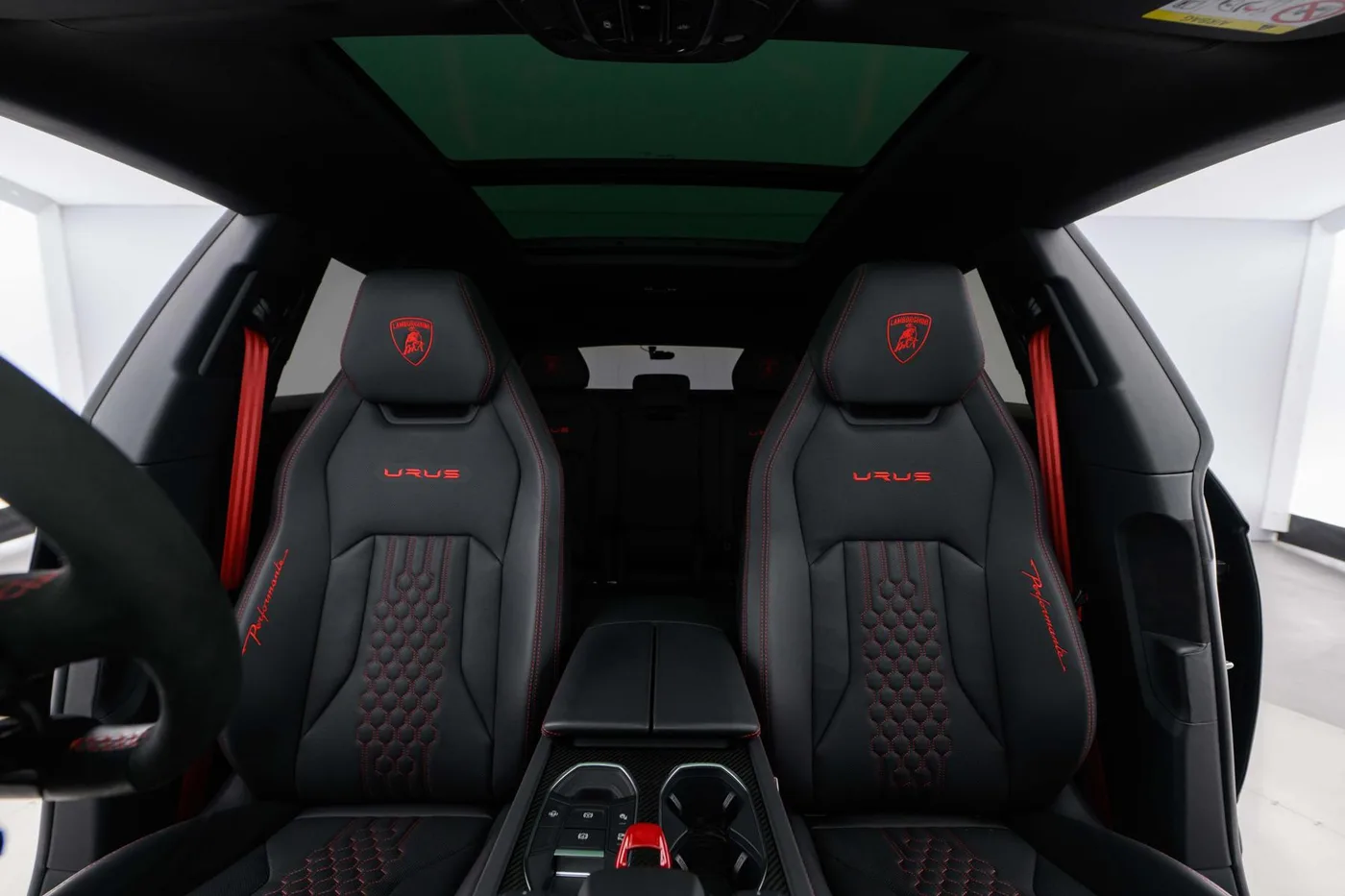 2023 Lamborghini Urus Performante offered by a franchised dealer group in Mayfair, United Kingdom, photo 7 of 20
