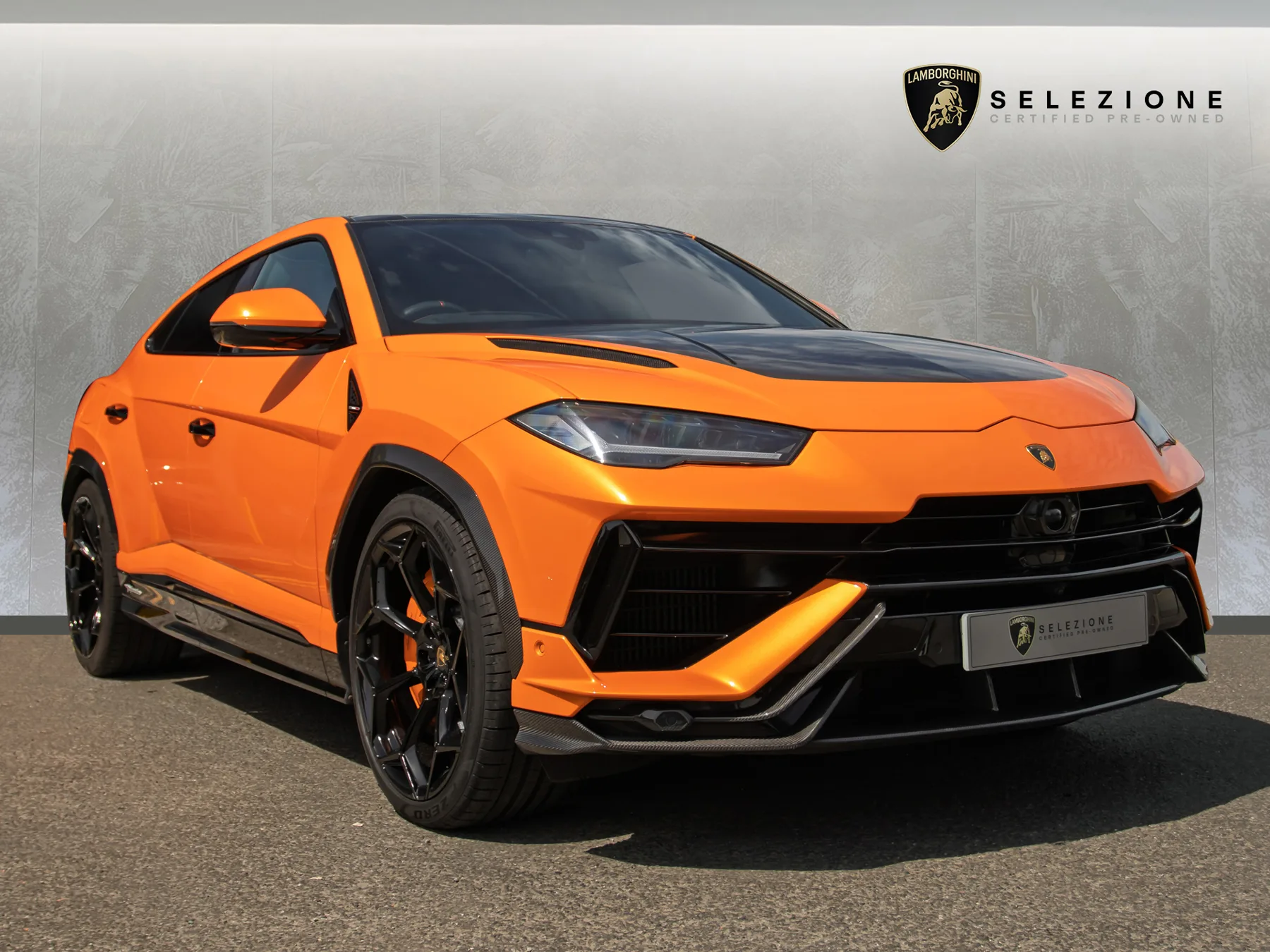 2023 Lamborghini Urus Performante angeboten von einer Vertragshändlergruppe in Manchester, Vereinigtes Königreich, Hauptfoto