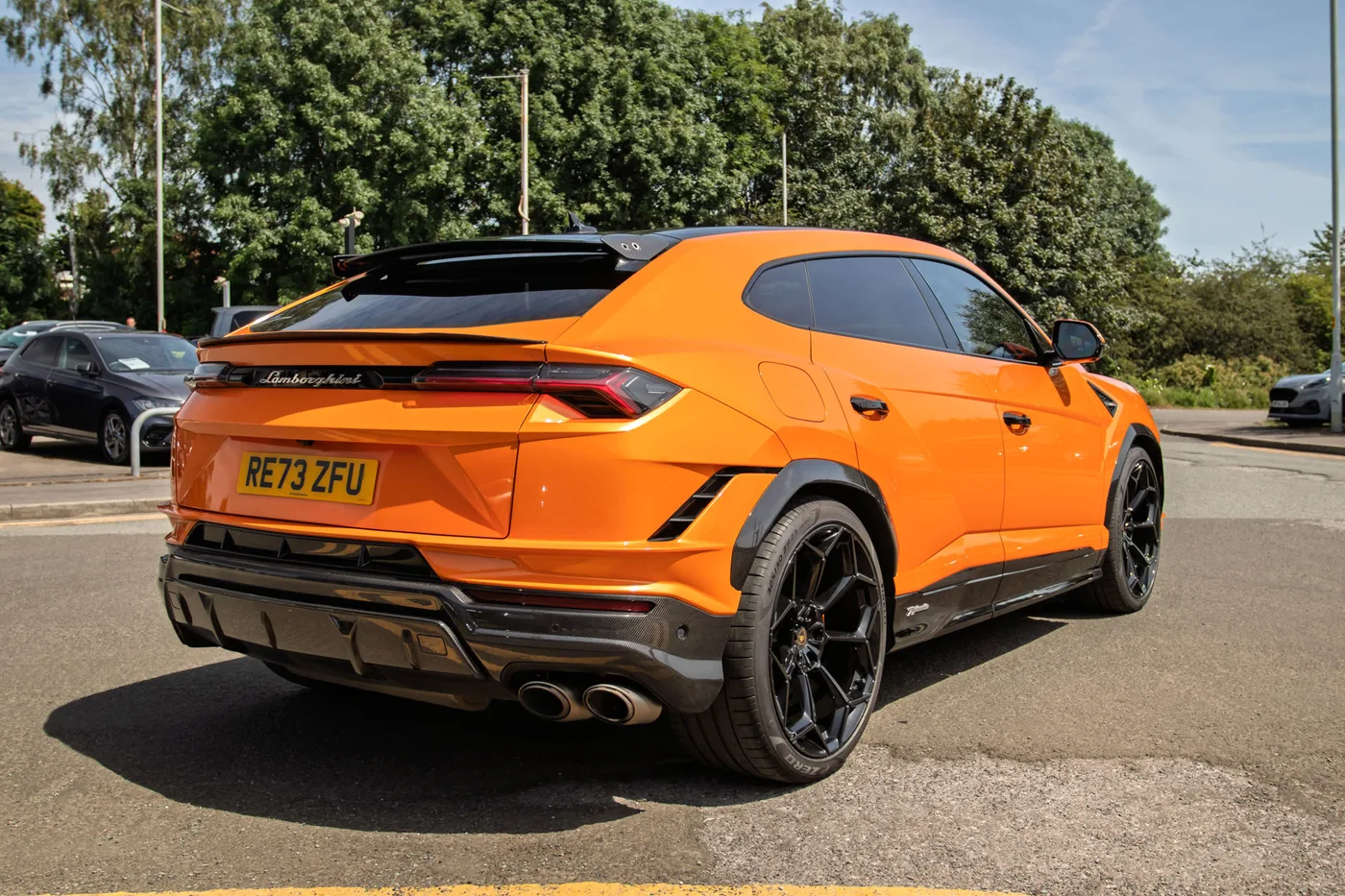 2023 Lamborghini Urus Performante offered by a franchised dealer group in Manchester, United Kingdom, photo 19 of 20