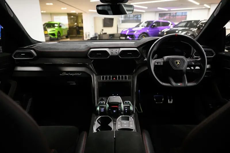 2023 Lamborghini Urus Performante, 10/20