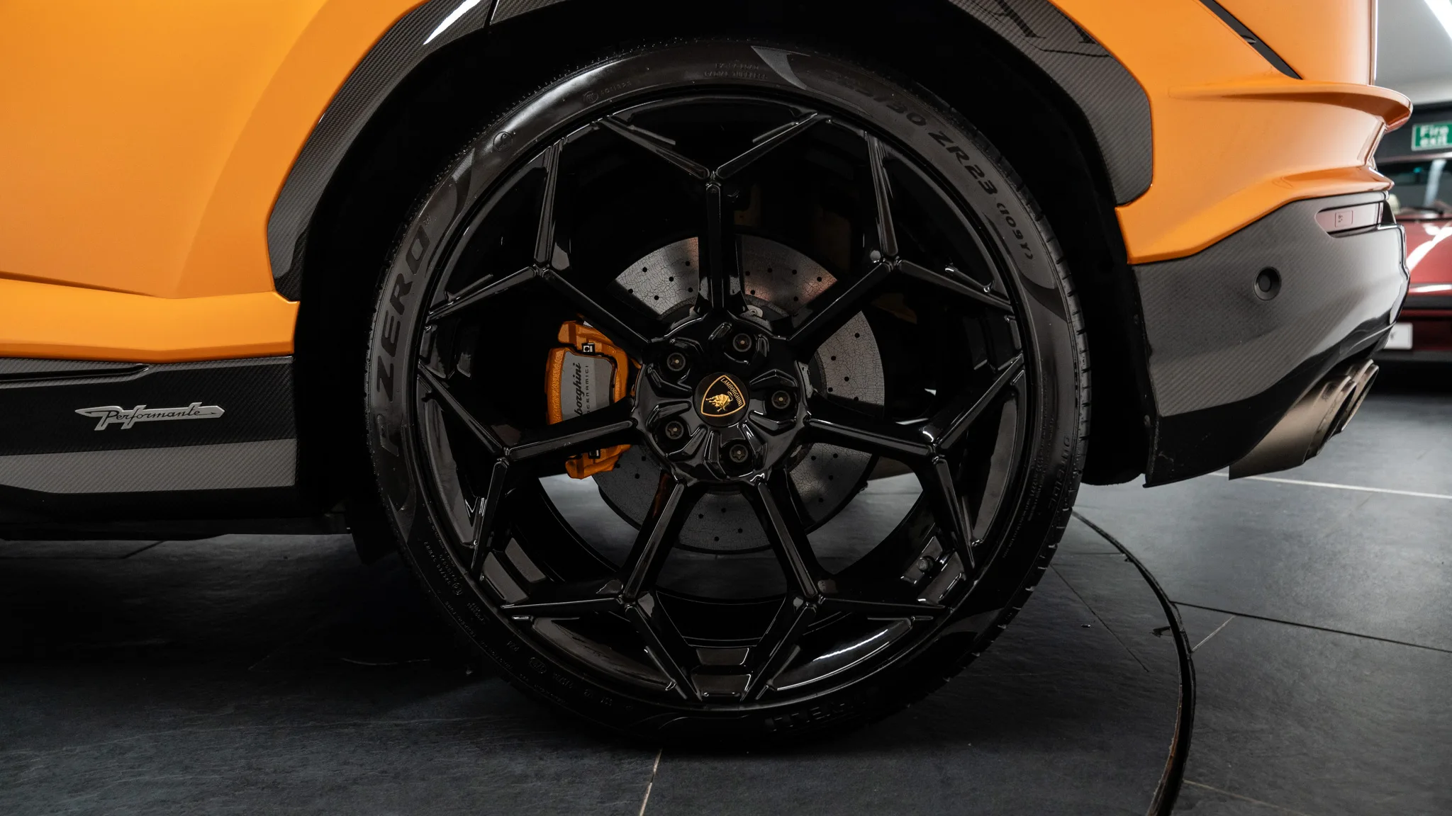 2023 Lamborghini Urus Performante, 22/30