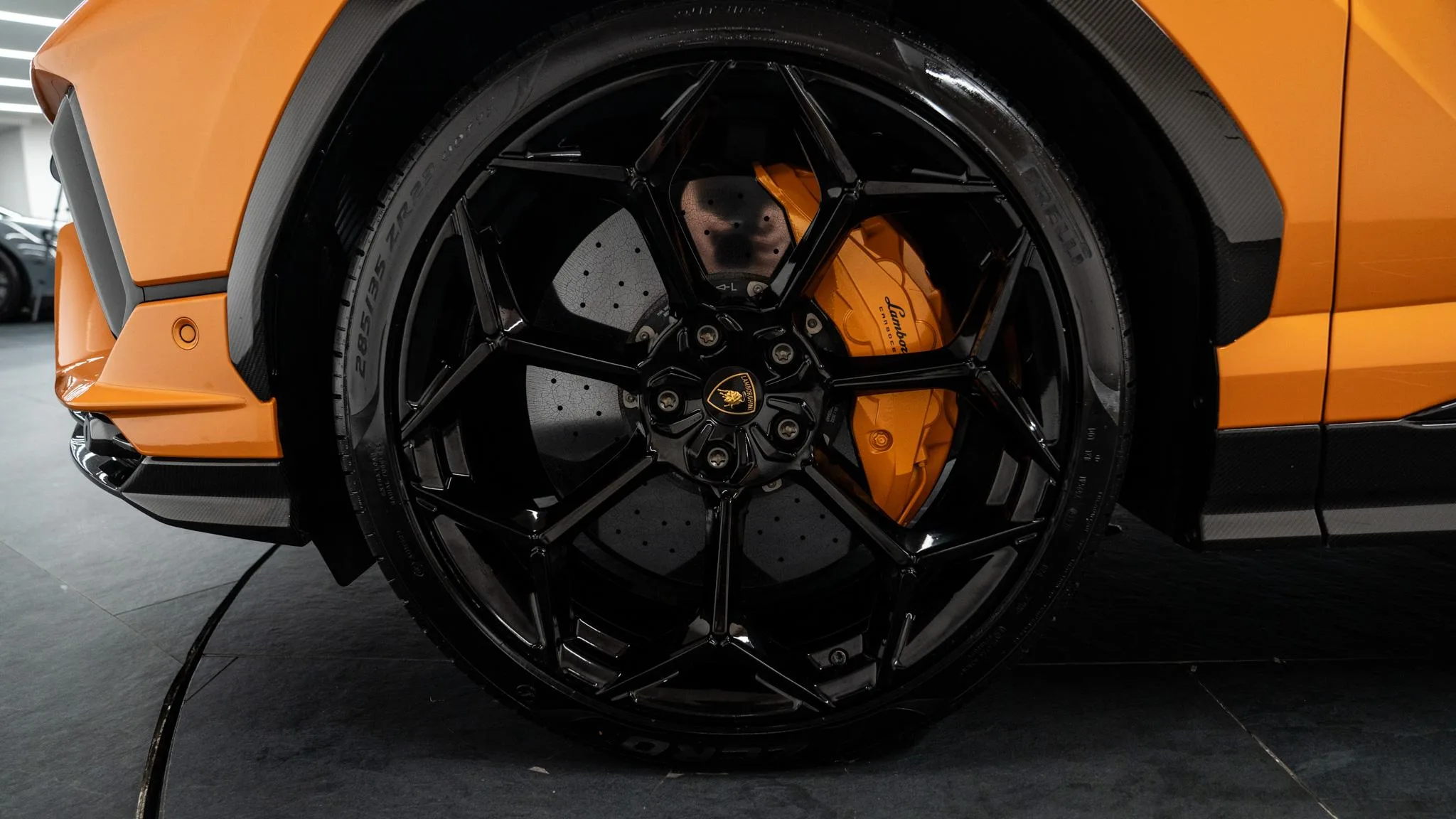 2023 Lamborghini Urus Performante, 23/30