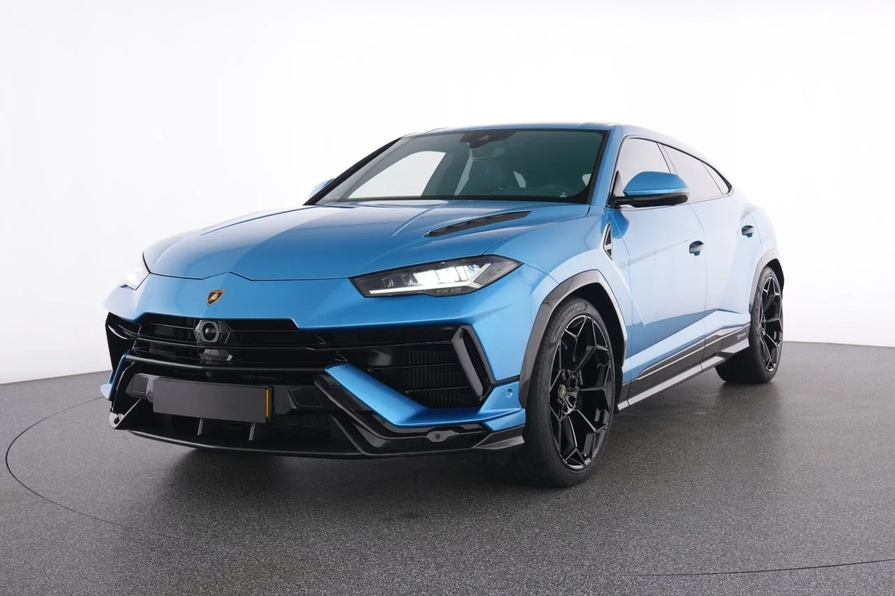 2023 Lamborghini Urus Performante angeboten von einem Supersportwagenhändler in Münster, Deutschland, Hauptfoto
