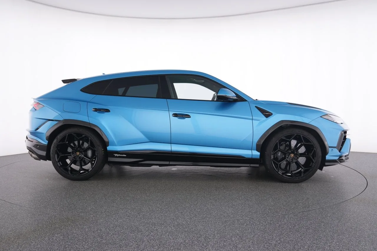 2023 Lamborghini Urus Performante, 13/30
