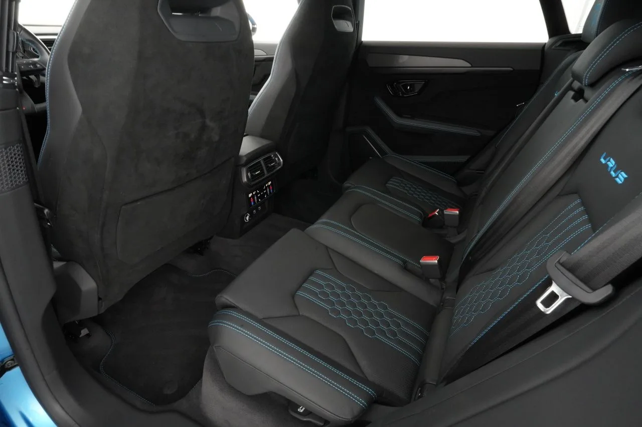 2023 Lamborghini Urus Performante, 23/30