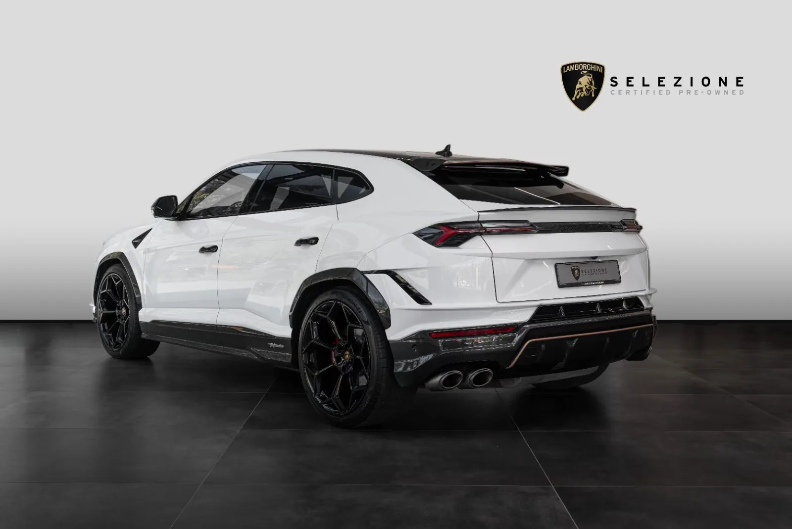 2023 Lamborghini Urus Performante, 3/20