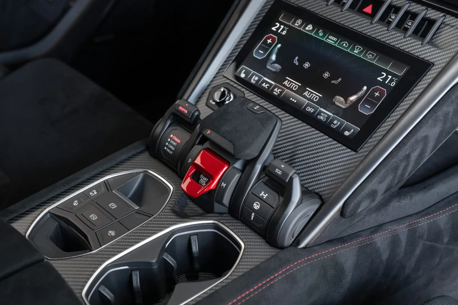 2023 Lamborghini Urus Performante, 13/20