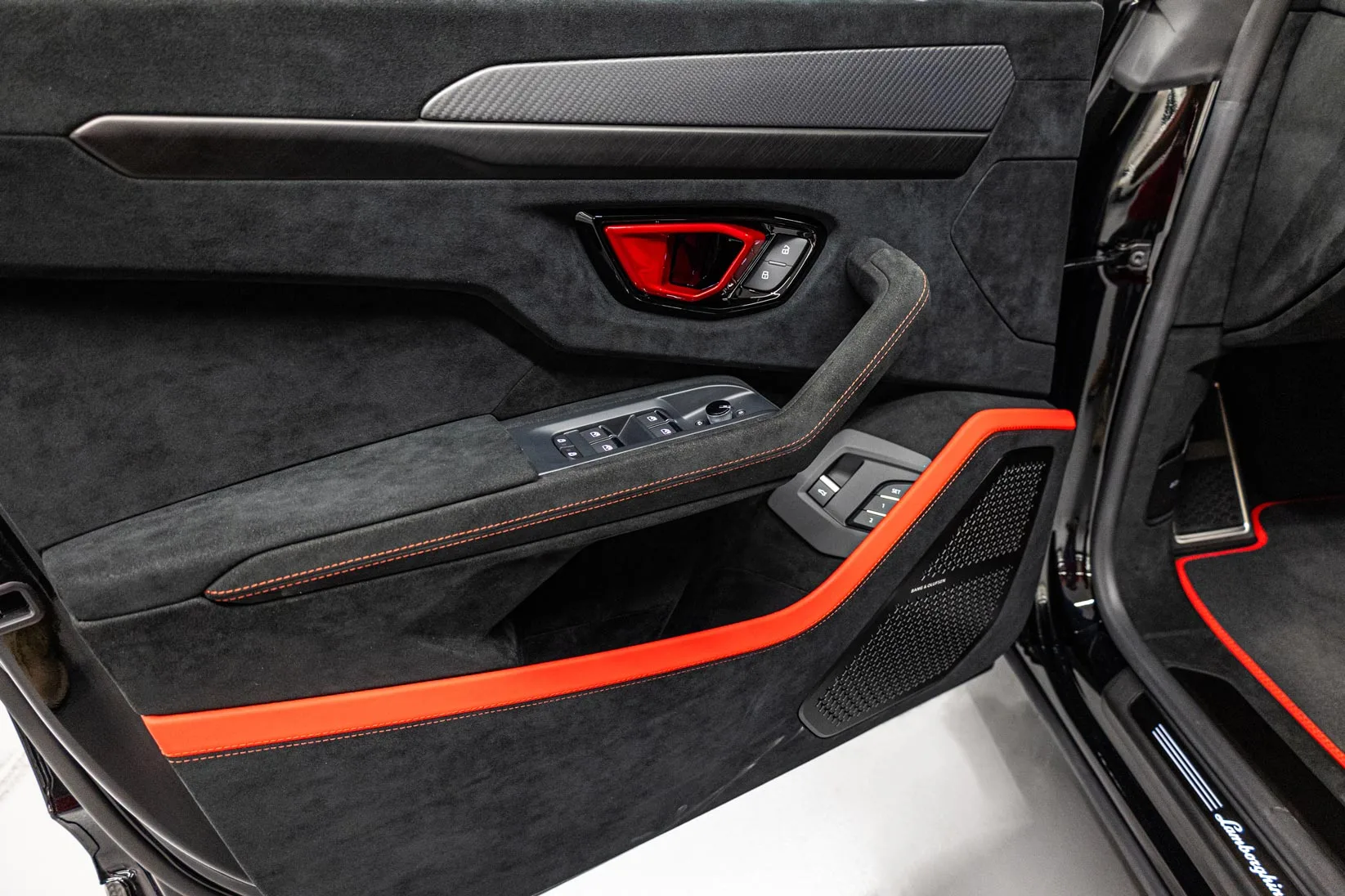 2023 Lamborghini Urus Performante, 19/20