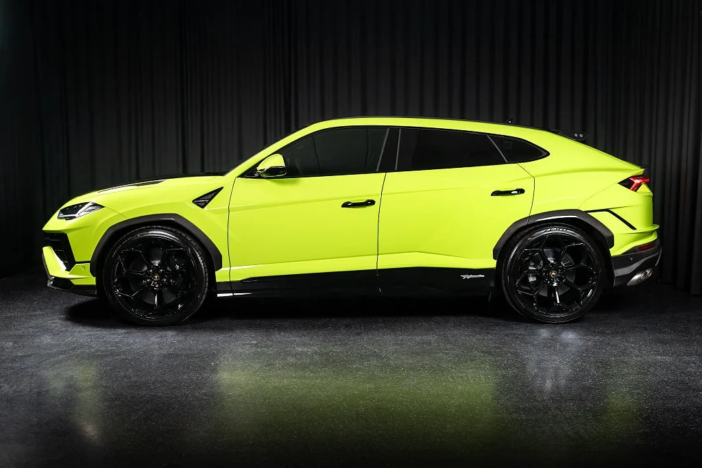 2023 Lamborghini Urus Performante, 3/23