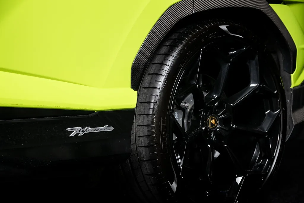 2023 Lamborghini Urus Performante, 11/23