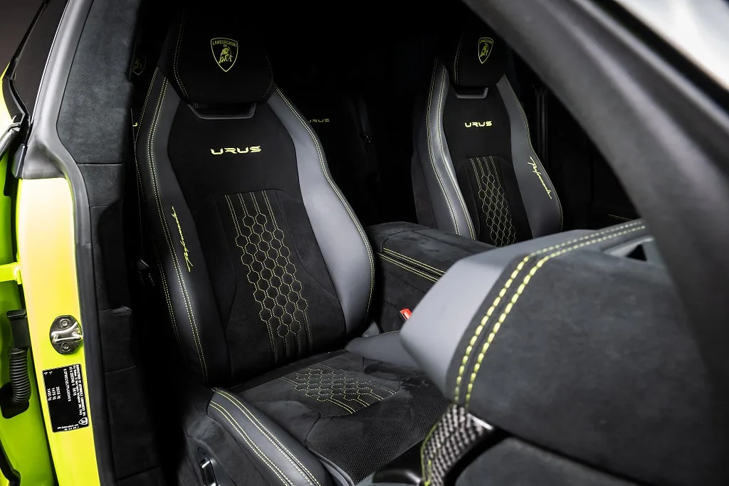 2023 Lamborghini Urus Performante, 16/23