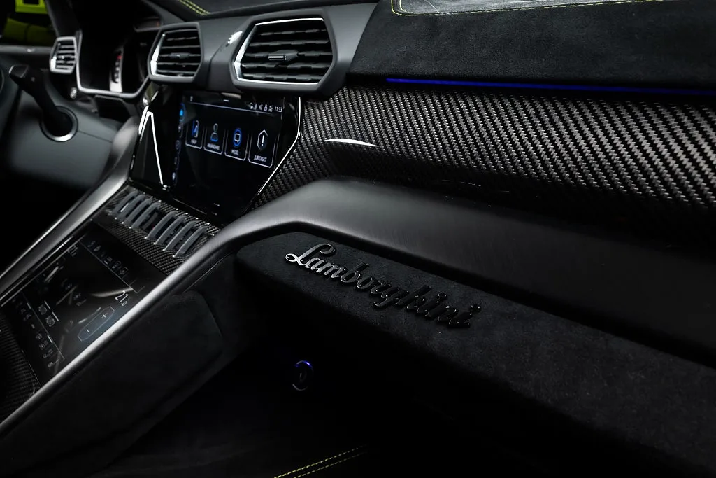 2023 Lamborghini Urus Performante, 19/23