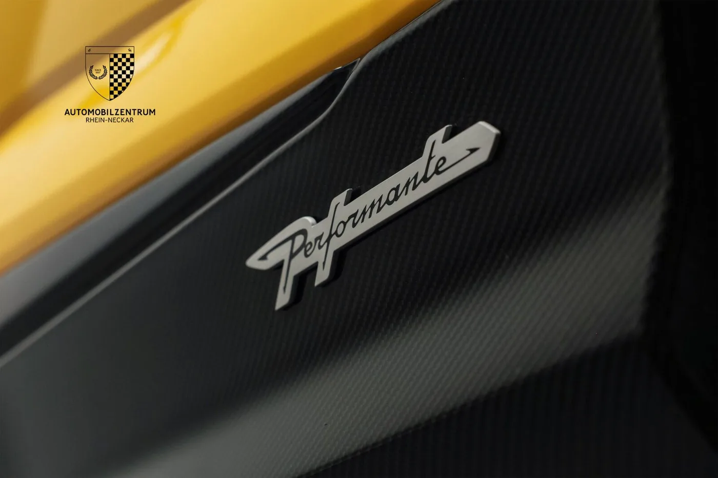 2023 Lamborghini Urus Performante proposée par un spécialiste de la supercar à Viernheim, Allemagne, photo 15 sur 25
