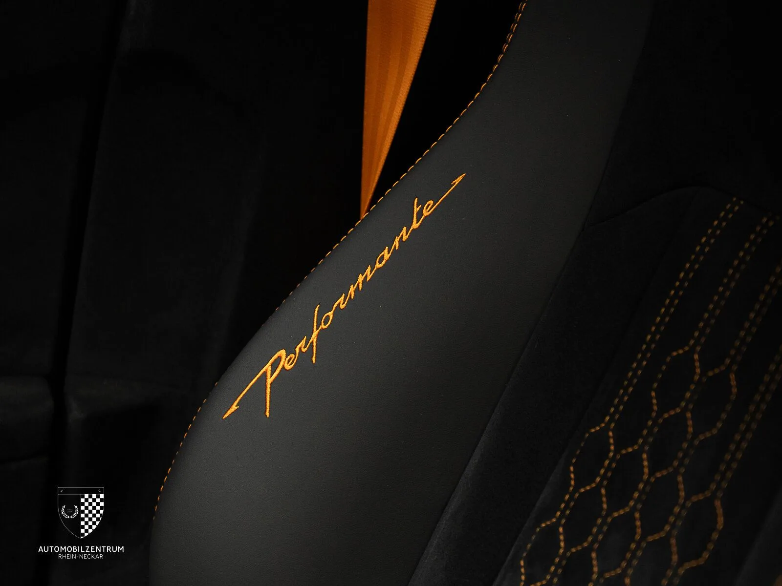 2023 Lamborghini Urus Performante, 16/30