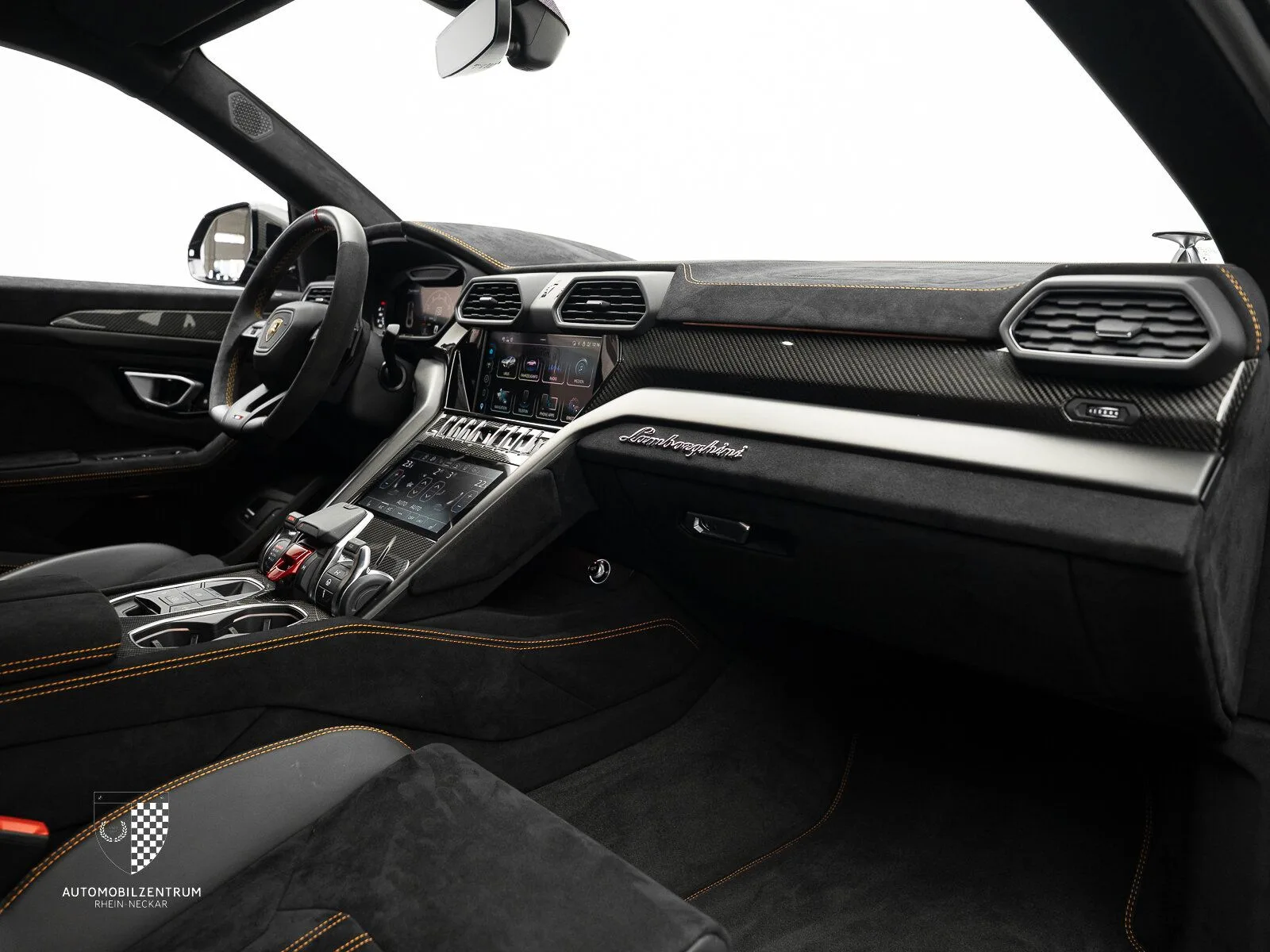 2023 Lamborghini Urus Performante, 17/30