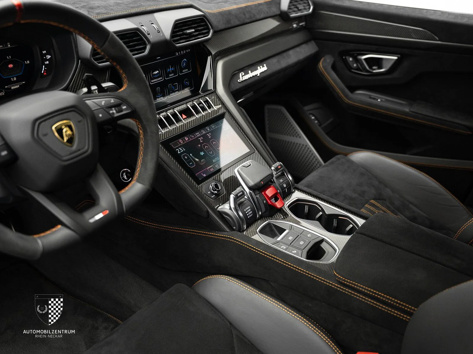 2023 Lamborghini Urus Performante, 21/30