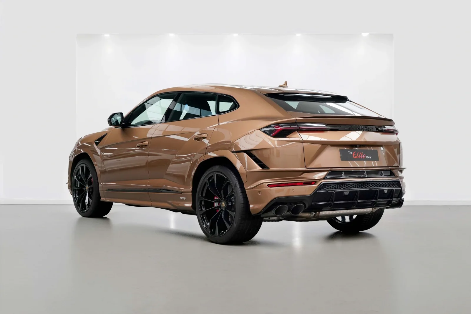 2023 Lamborghini Urus S, 4/17