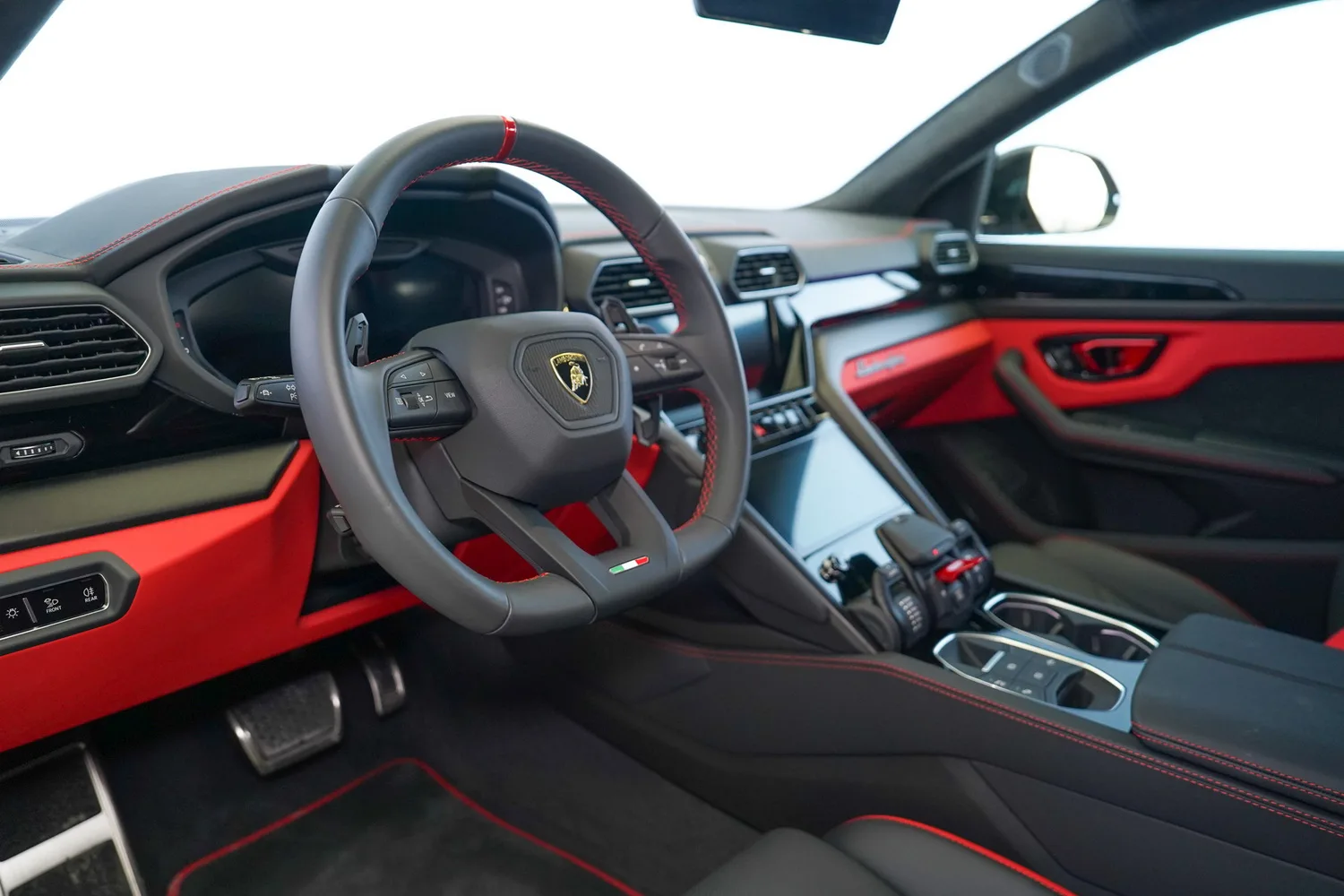 2023 Lamborghini Urus S, 3/16