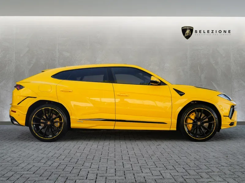 2023 Lamborghini Urus S, 2/20