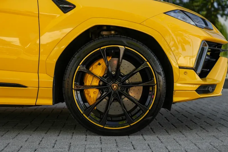 2023 Lamborghini Urus S, 9/20