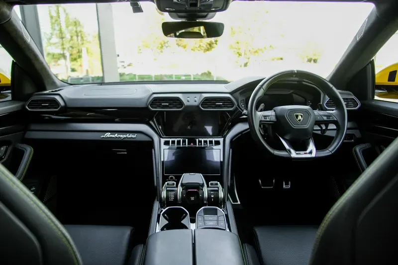 2023 Lamborghini Urus S, 10/20