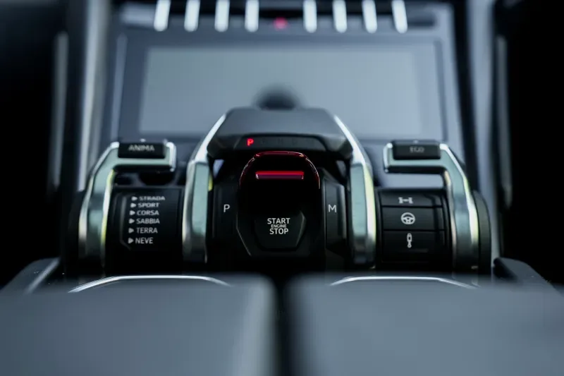 2023 Lamborghini Urus S, 11/20