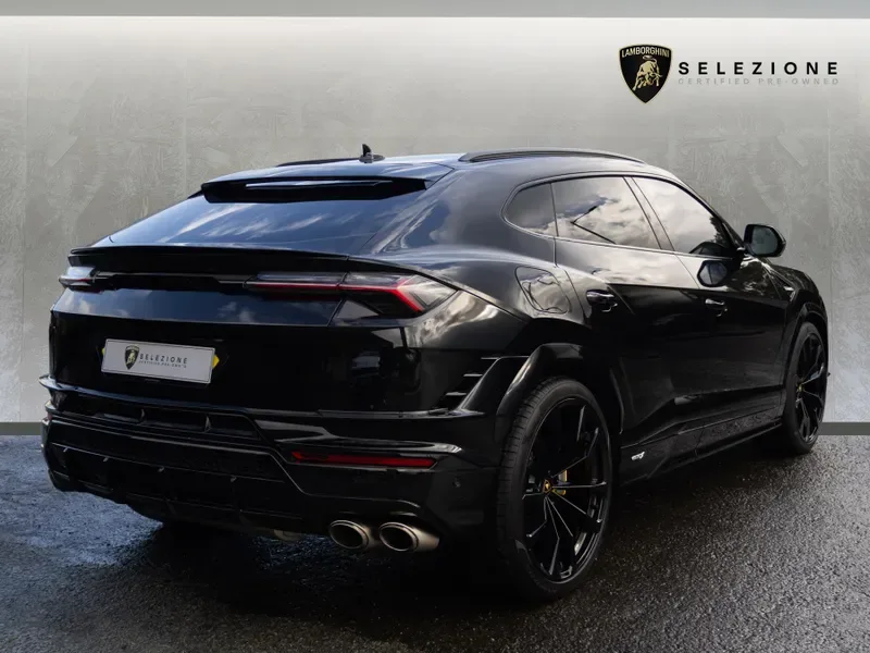 2023 Lamborghini Urus S, 2/20