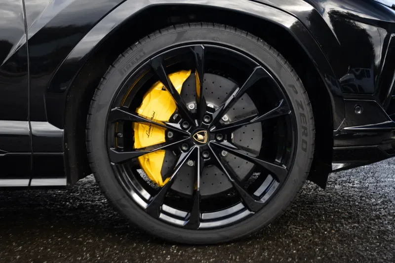 2023 Lamborghini Urus S, 8/20