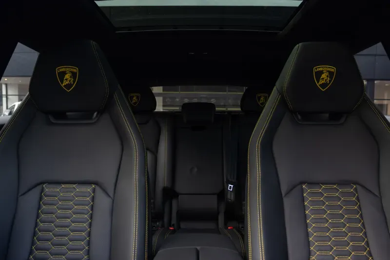 2023 Lamborghini Urus S, 9/20