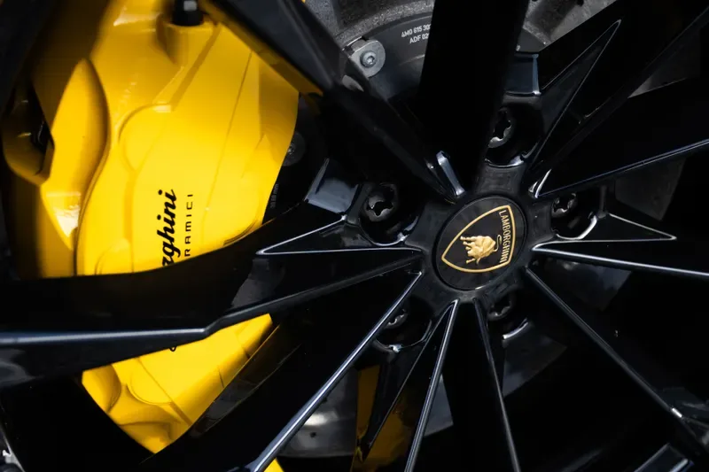 2023 Lamborghini Urus S, 10/20