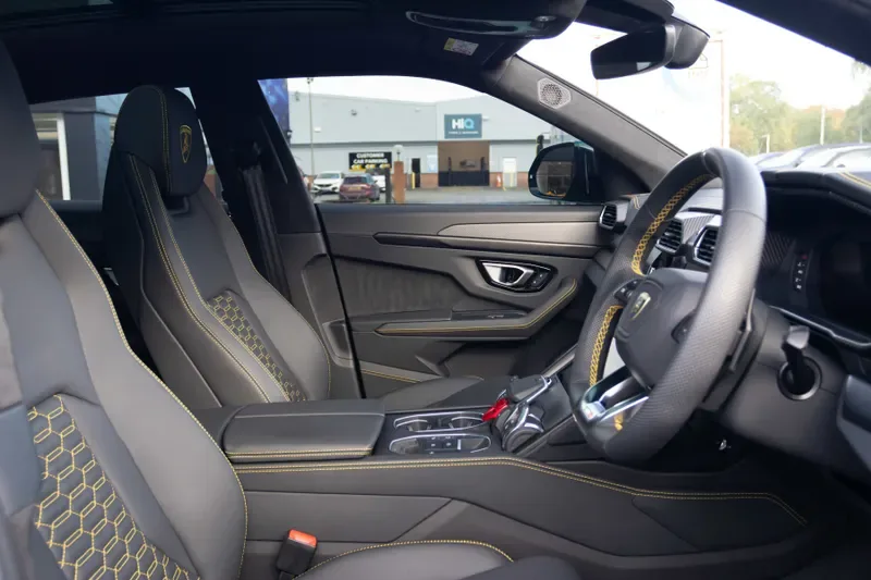 2023 Lamborghini Urus S, 11/20