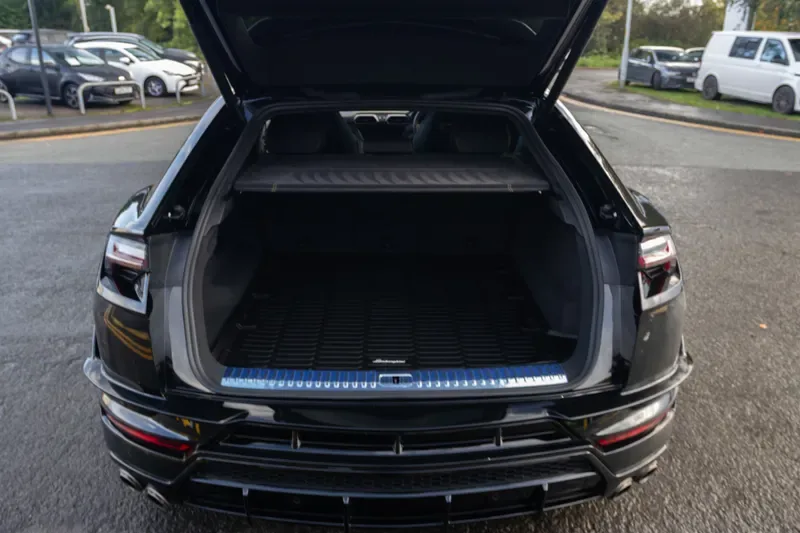 2023 Lamborghini Urus S, 17/20