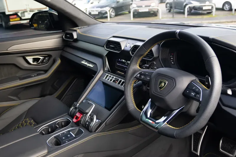 2023 Lamborghini Urus S, 20/20