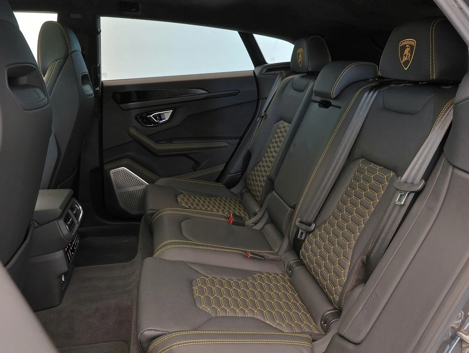 2023 Lamborghini Urus S, 11/17