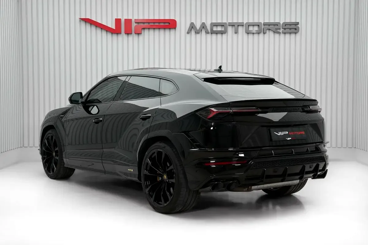 2023 Lamborghini Urus S, 6/12