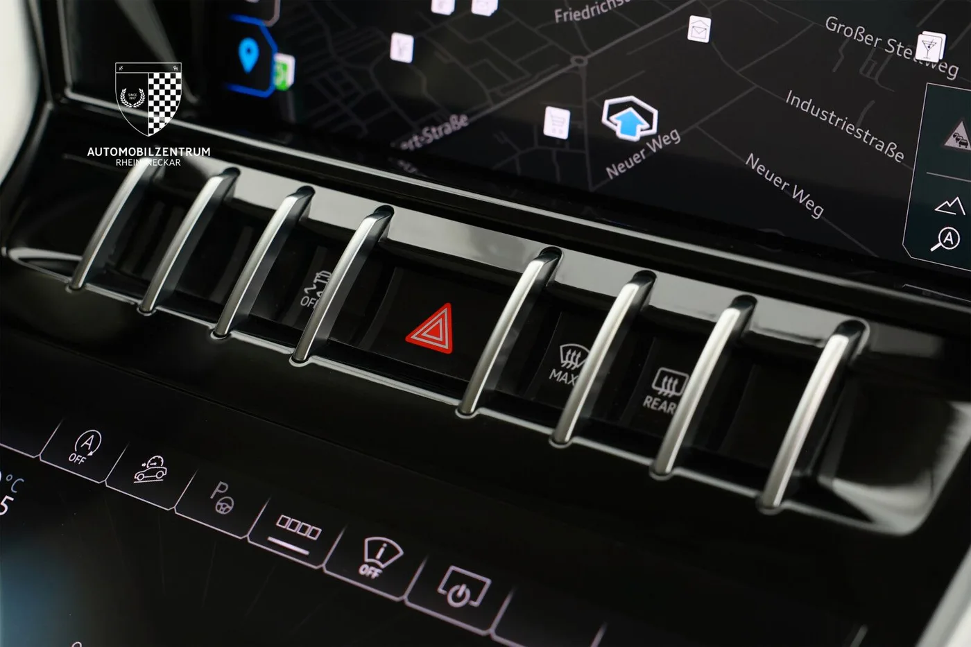 2023 Lamborghini Urus S offered by a supercar dealer in Viernheim, Germany, photo 23 of 25