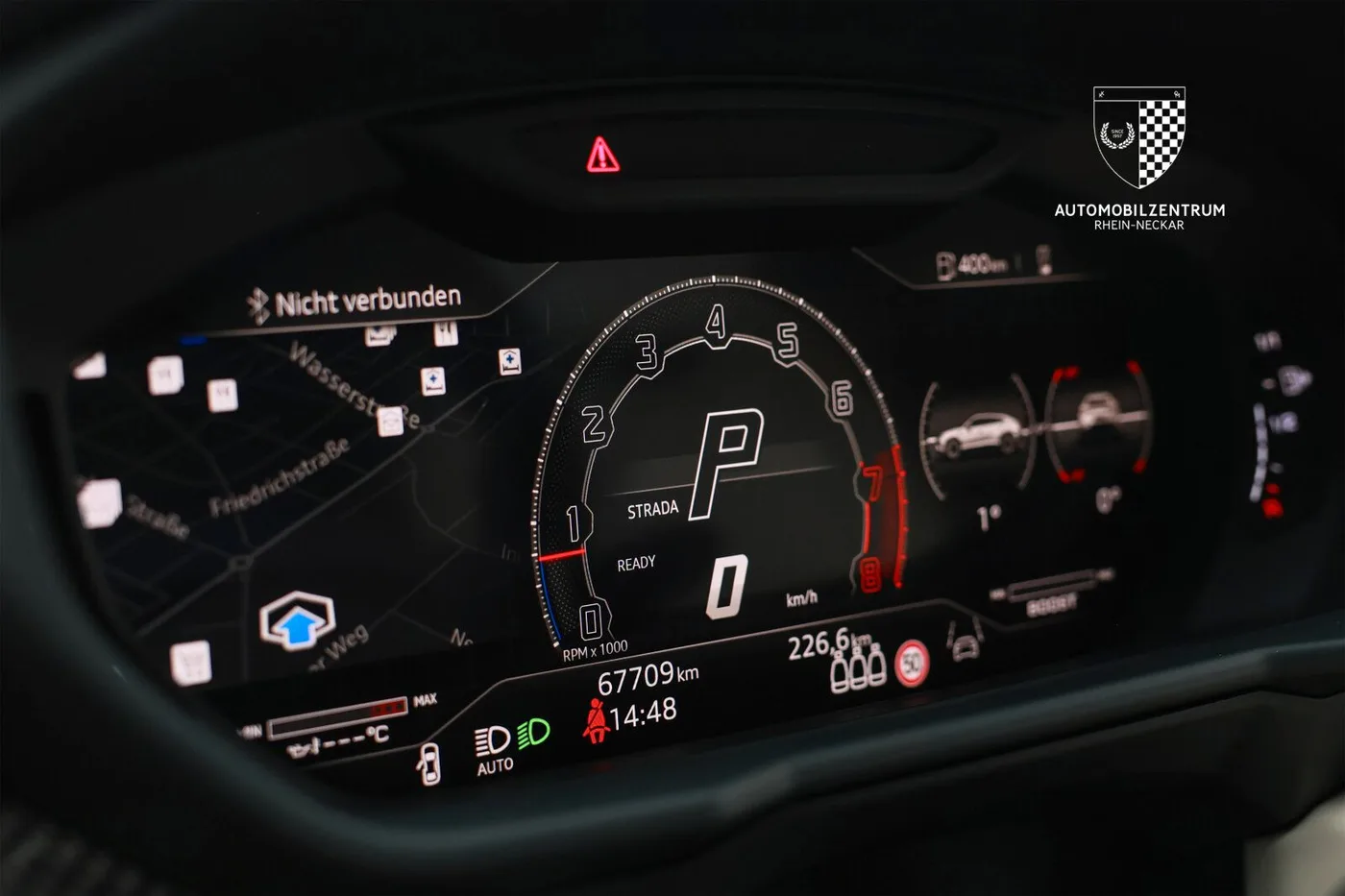 2023 Lamborghini Urus S offered by a supercar dealer in Viernheim, Germany, photo 17 of 25