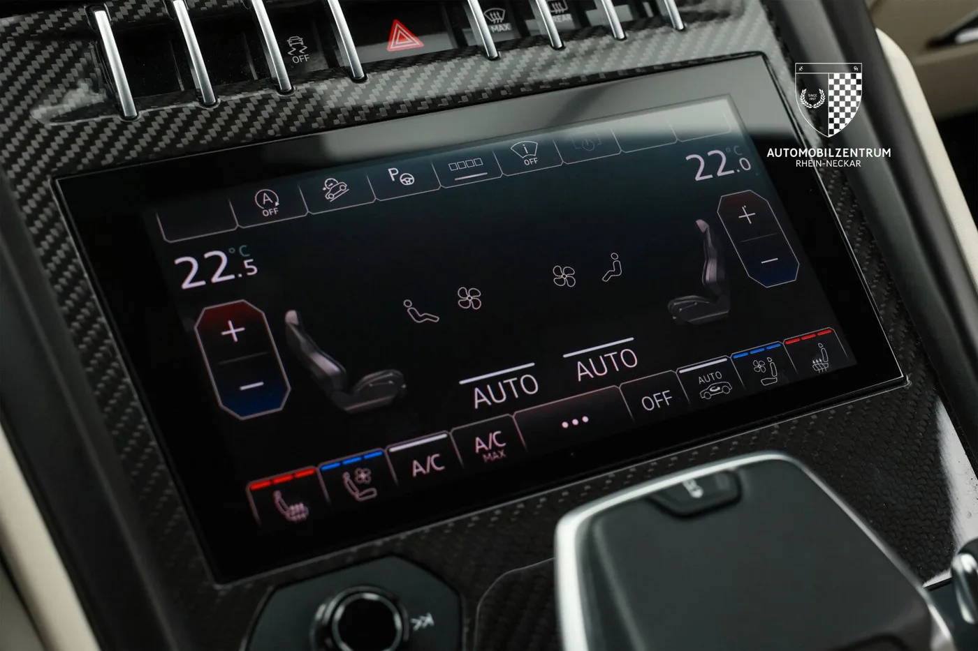 2023 Lamborghini Urus S offered by a supercar dealer in Viernheim, Germany, photo 20 of 25