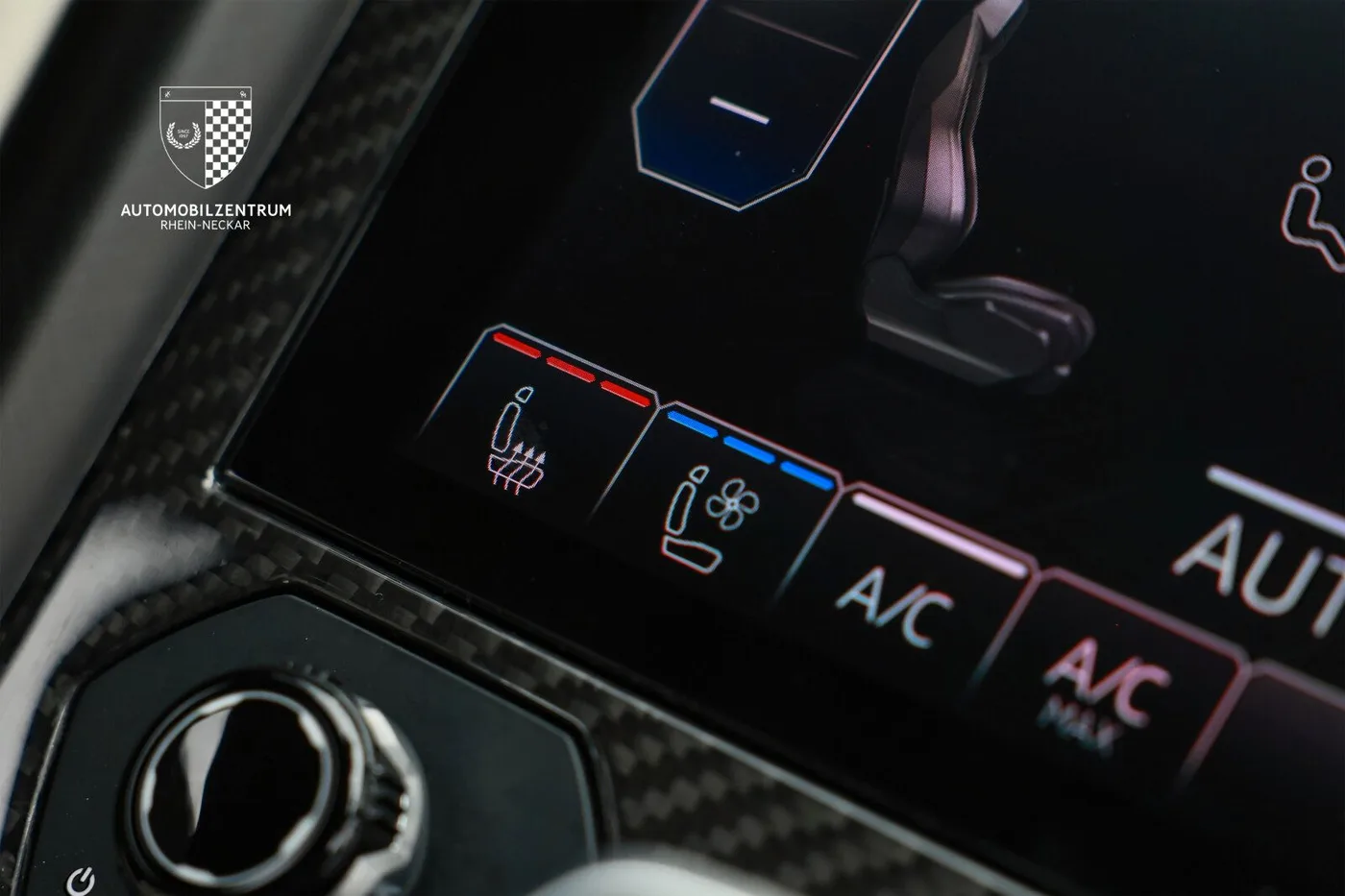 2023 Lamborghini Urus S offered by a supercar dealer in Viernheim, Germany, photo 21 of 25