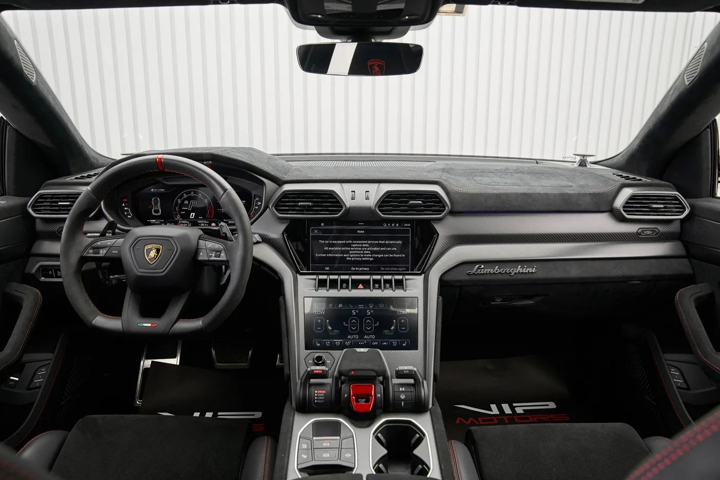 2023 Lamborghini Urus Performante offered by a specialist dealer in Dubai, United Arab Emirates, photo 10 of 10