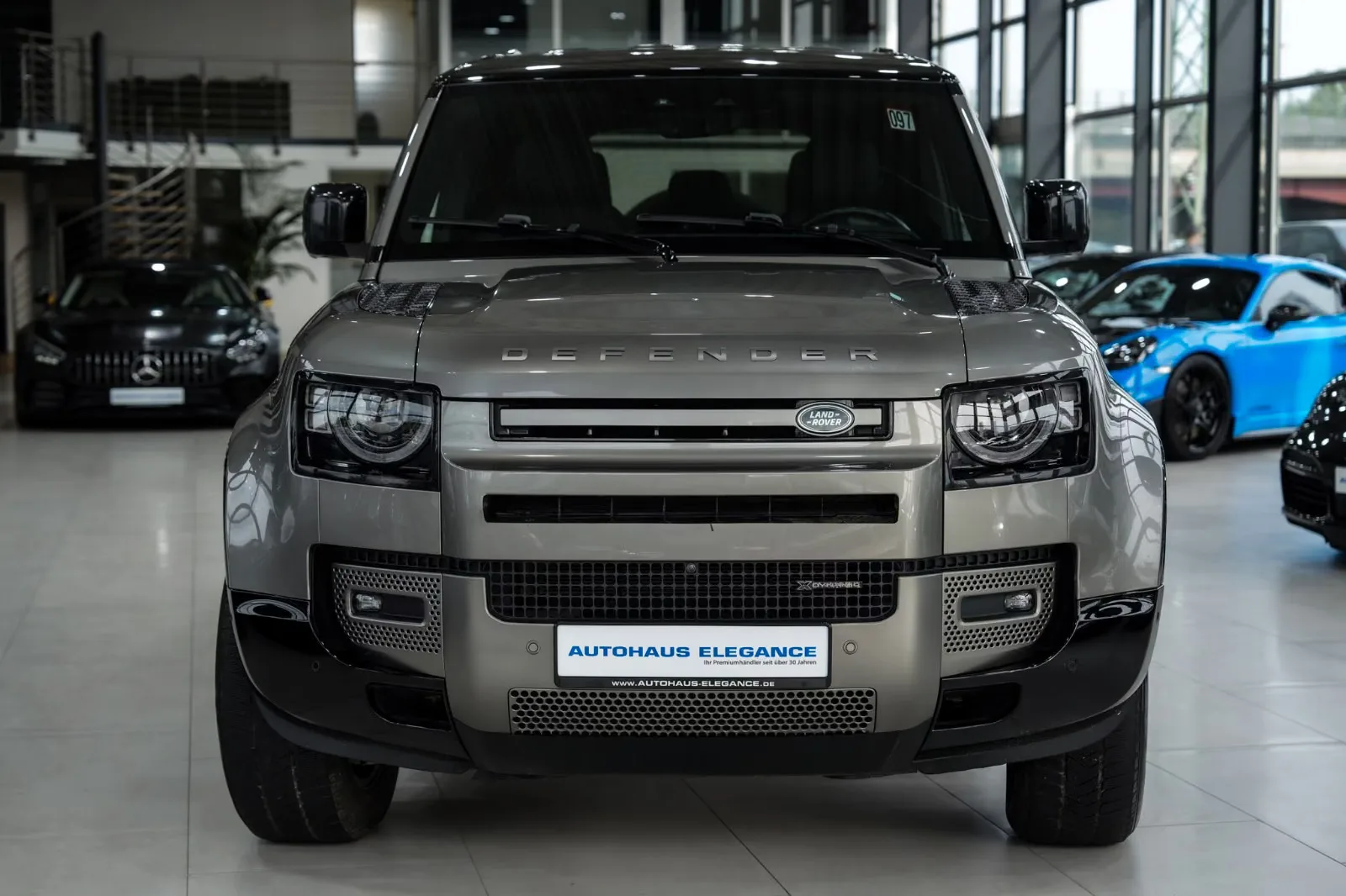 2023 Land Rover Defender 110 X-Dynamic SE, 4/30