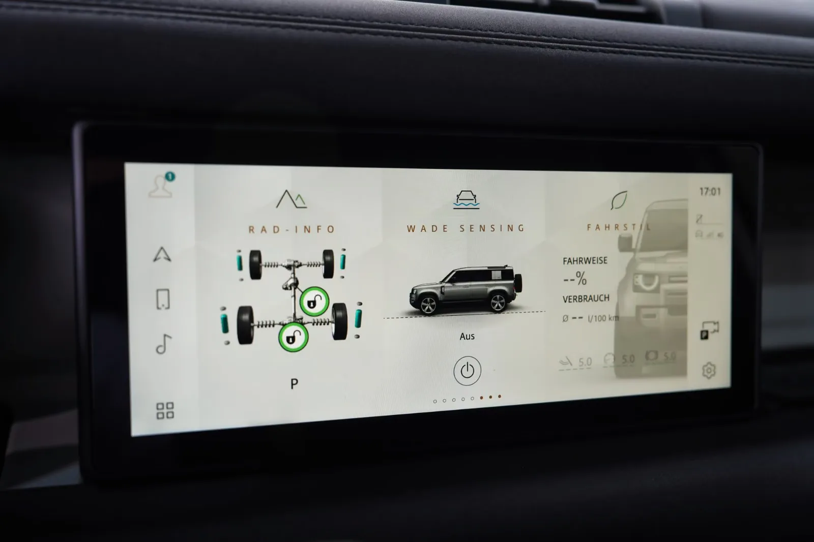 2023 Land Rover Defender 110 X-Dynamic SE, 25/30
