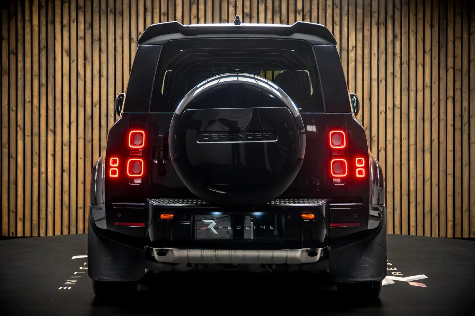 2023 Land Rover Defender 110 P400 X, 6/30