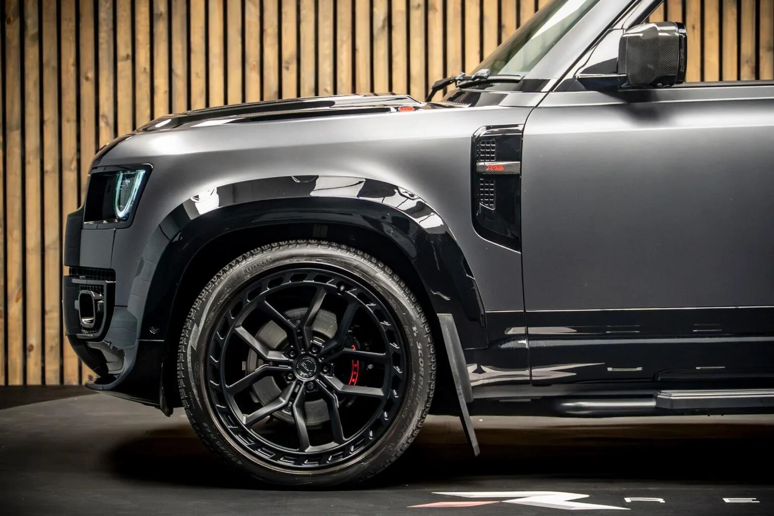 2023 Land Rover Defender 110 V8 Carpathian Edition Urban XRS, 8/30