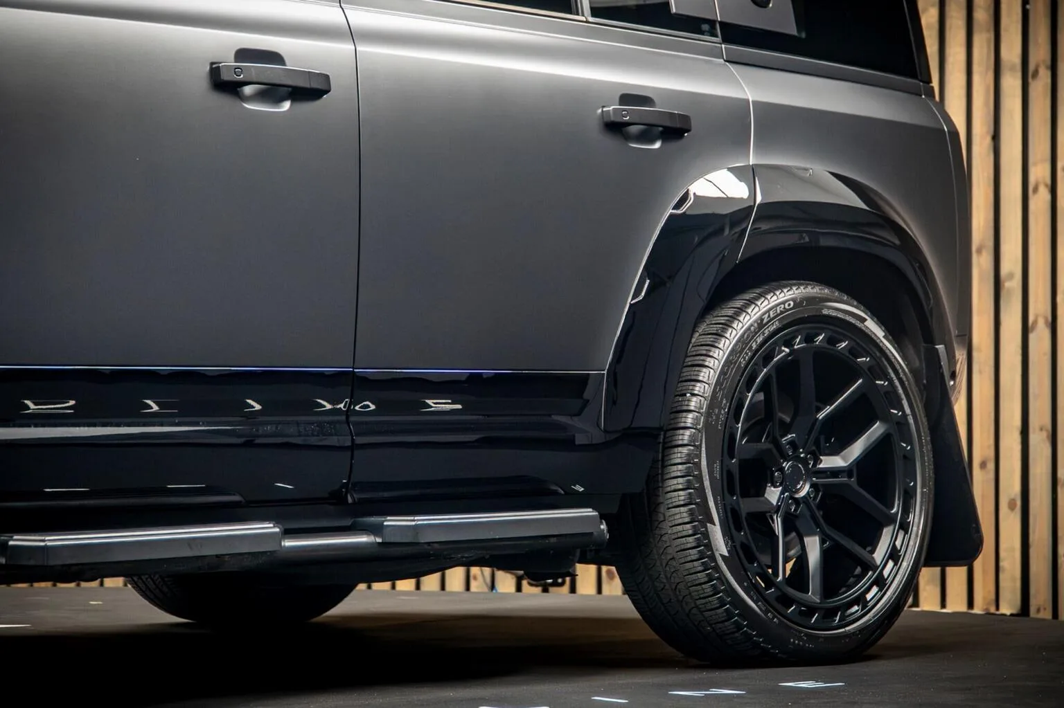 2023 Land Rover Defender 110 V8 Carpathian Edition Urban XRS, 15/30